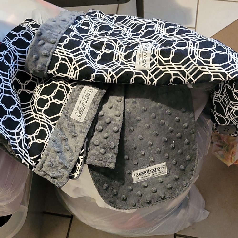 Carseat canopy accessories